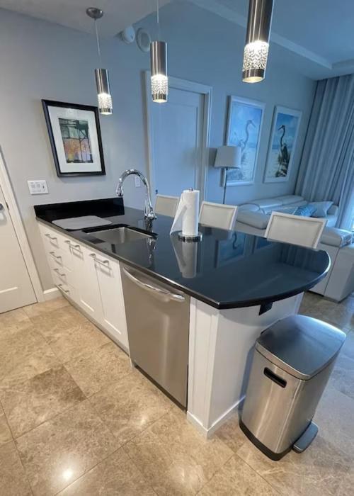 Oceanfront Palm Beach Resort & Spa Singer Island Riviera Beach Bilik gambar